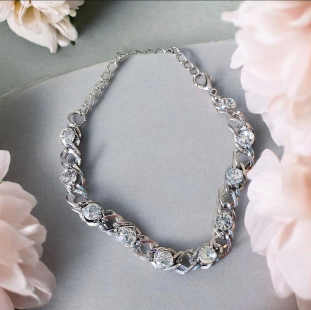 Silver Tone Rhinestone Jeweled  Bracelet  💥3 for $24💥